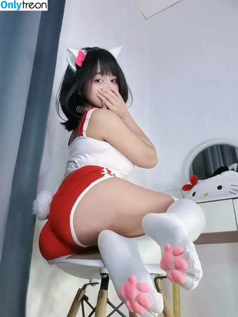 jziel.m nude photo #0093 (jziel.m)