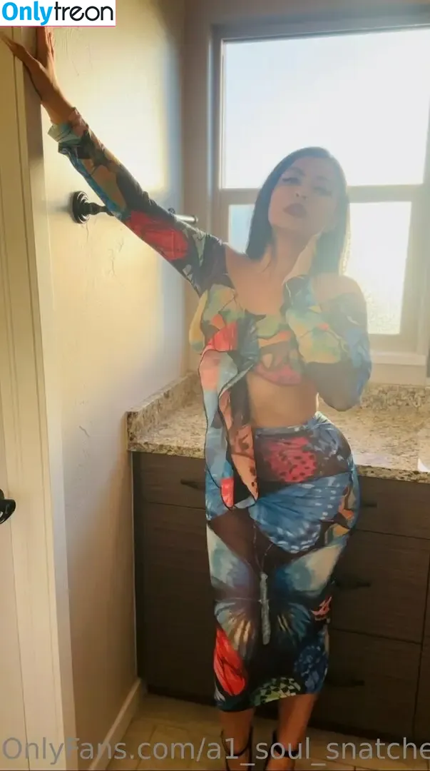 k_kreamz nude photo #0063 (k_.kremz)