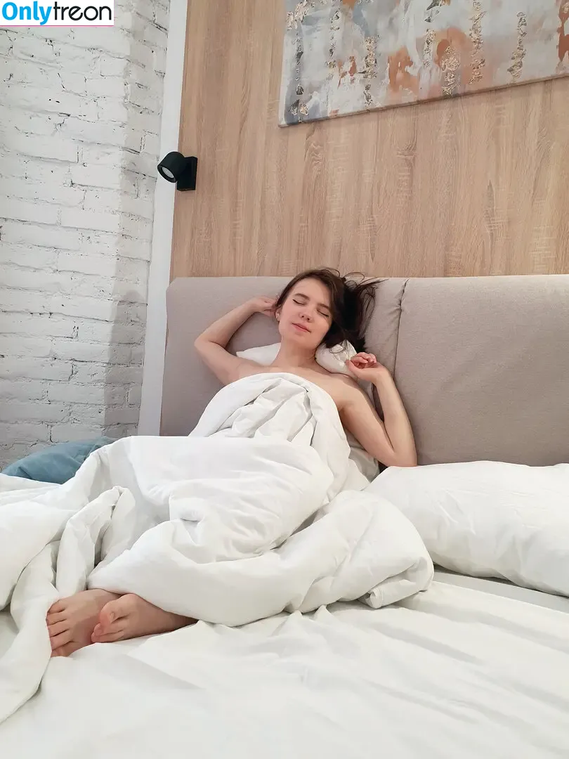 k0lenochka nude photo #0137 (kolenochka__)