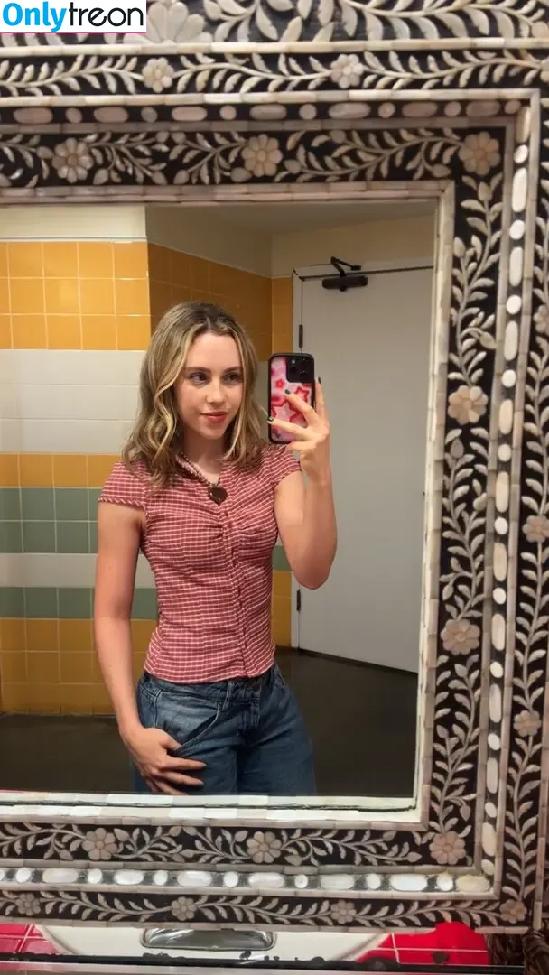Kacey Fifield nude photo #0092 (kaceyfifield)