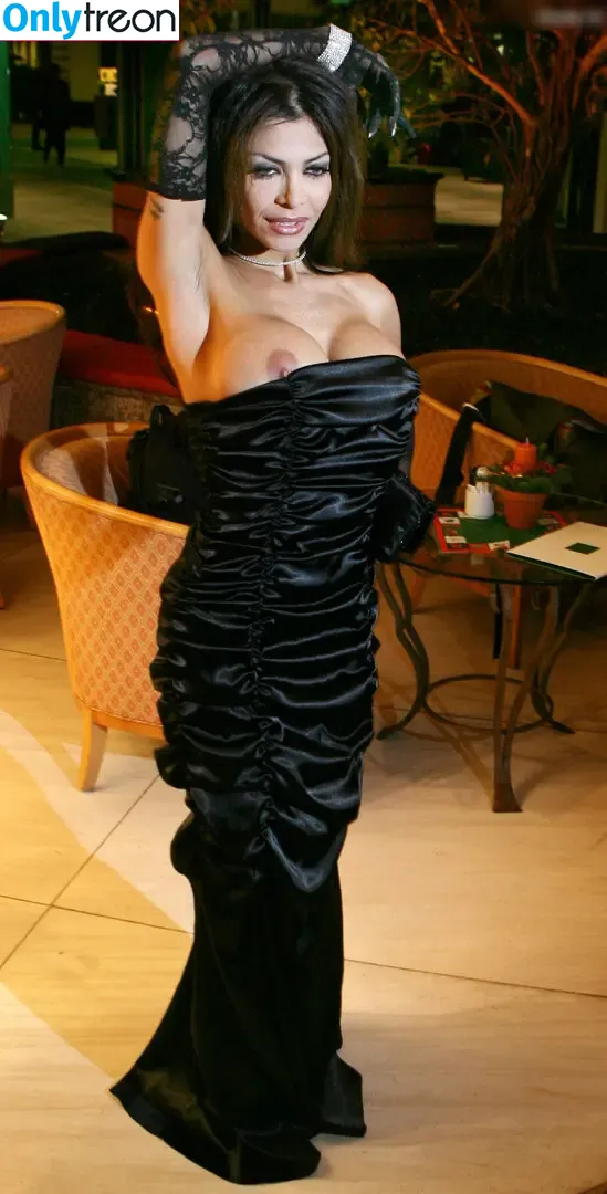Kader Loth nude photo #0015 (Kader Loth)