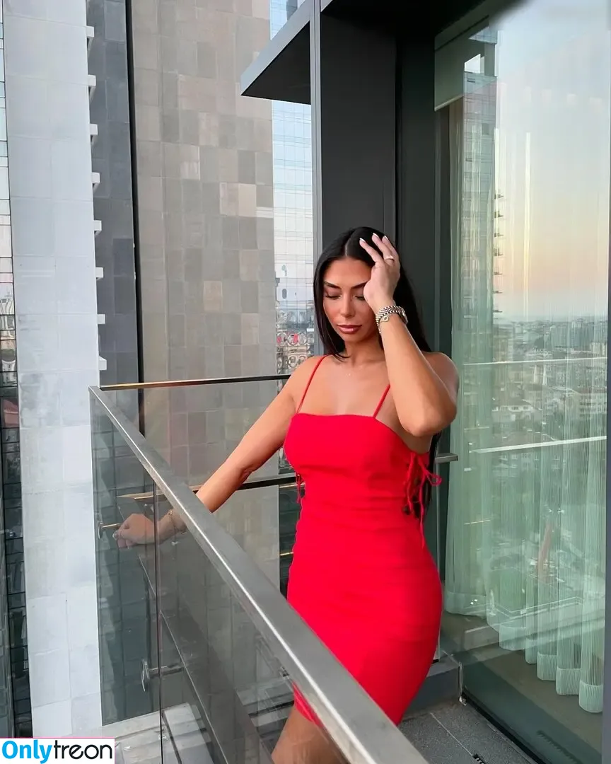 Kaderimxx nude photo #0021 (Kaderimxx)