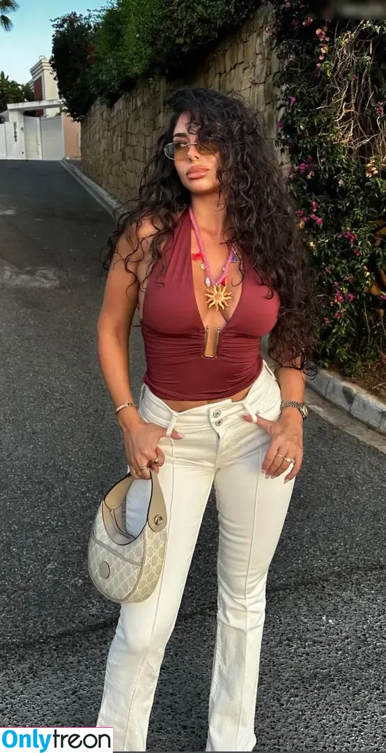 Kaderimxx nude photo #0025 (Kaderimxx)
