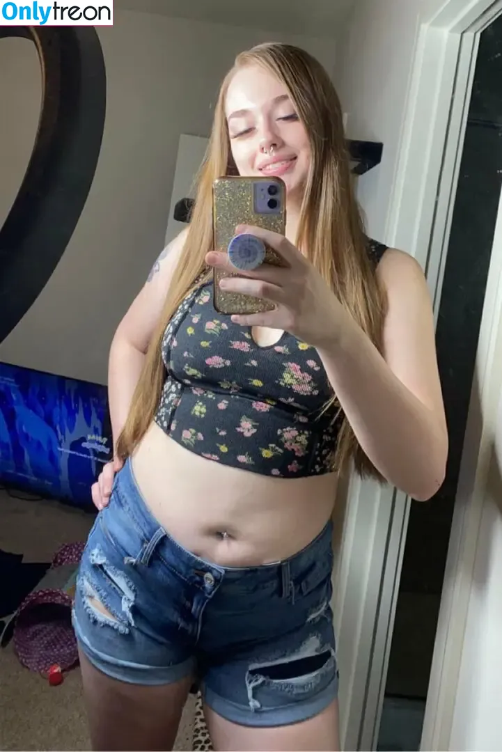 KaeJuicy nude photo #0001 (Krissy Iyanna / kaekash999 / youcancallmeoly)