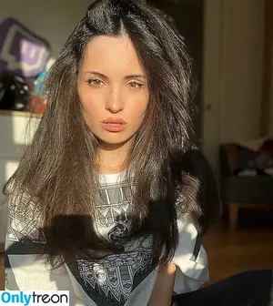 Kafkanya / danilacattani nude photo #0022