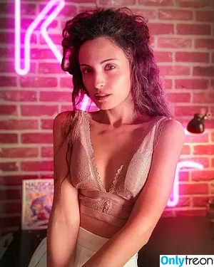 Kafkanya / danilacattani nude photo #0032