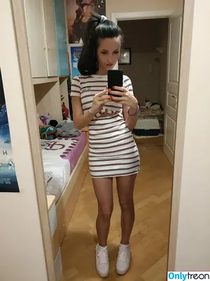 Kafkanya / danilacattani nude photo #0052