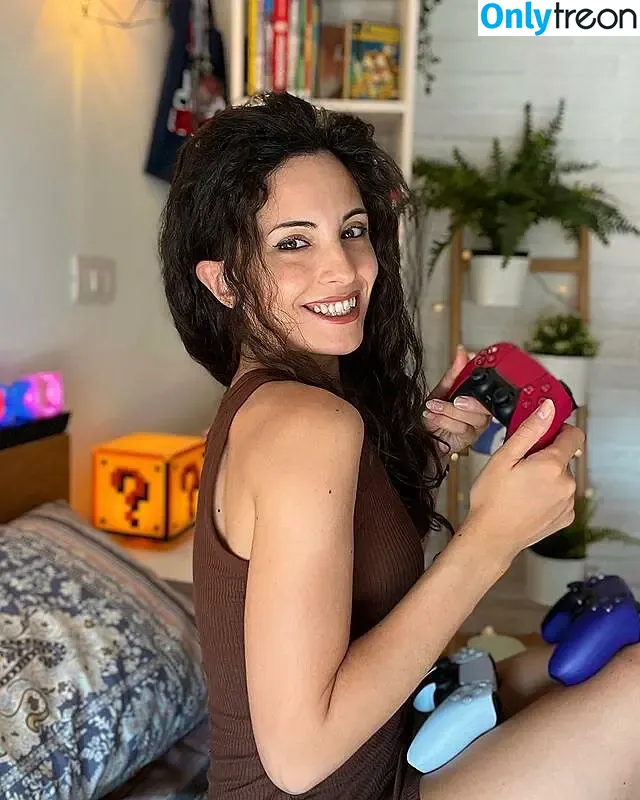 Kafkanya nude photo #0072 (danilacattani)