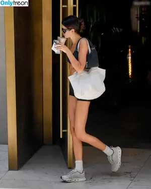 Kaia Gerber / KaiaGerber nude photo #1098
