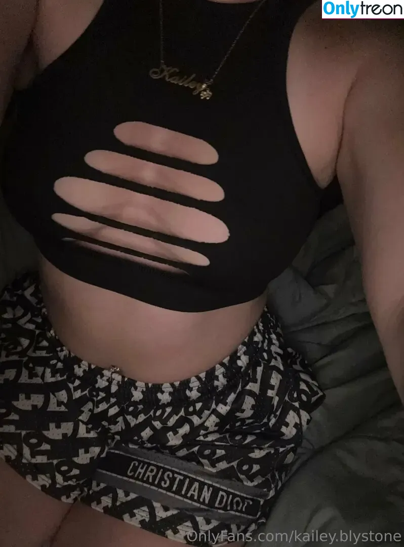 kailey.blystone nude photo #0057 (kailey.blystone)