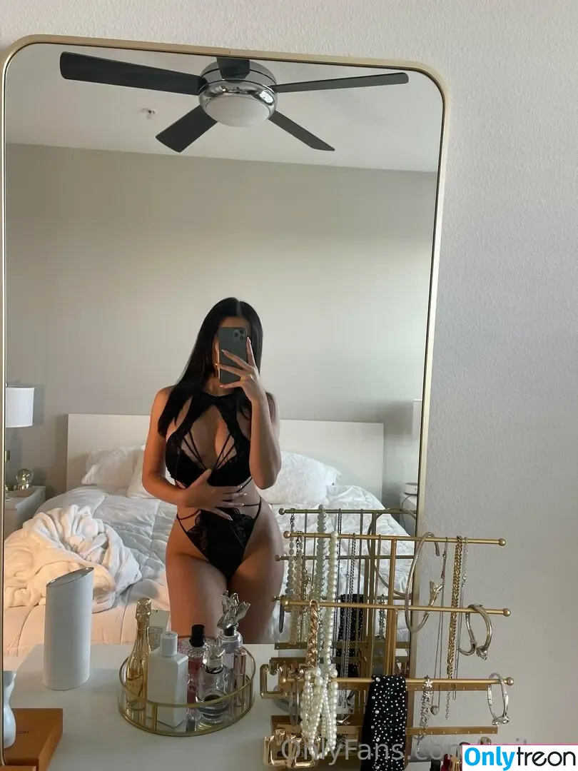 kait.xx nude photo #0054 (xx.kait.xx)
