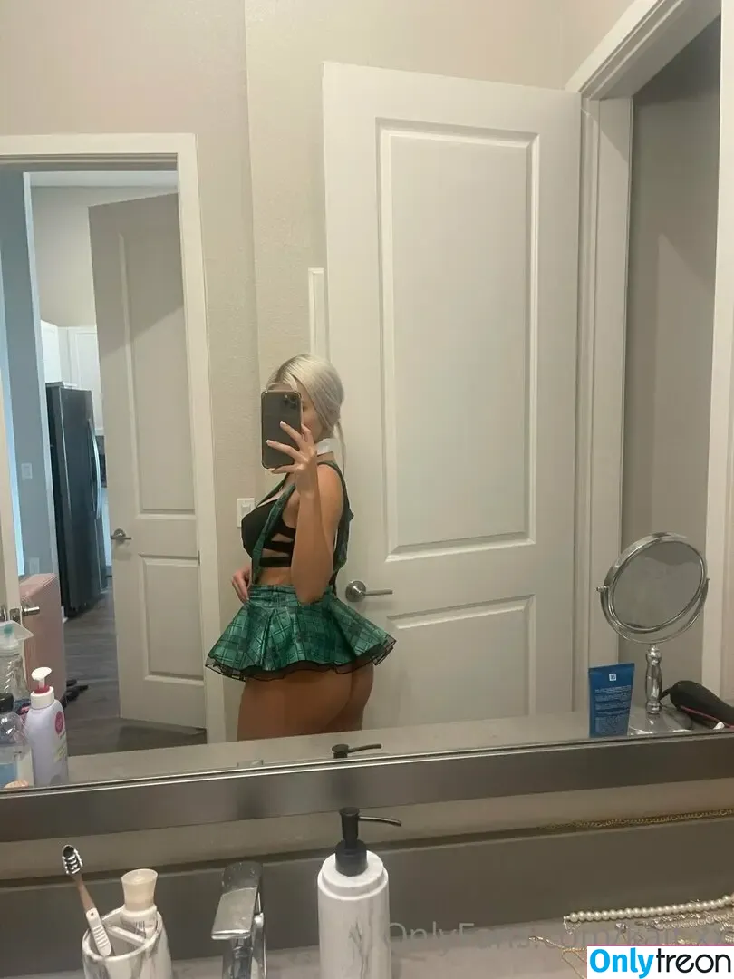 kait.xx nude photo #0115 (xx.kait.xx)