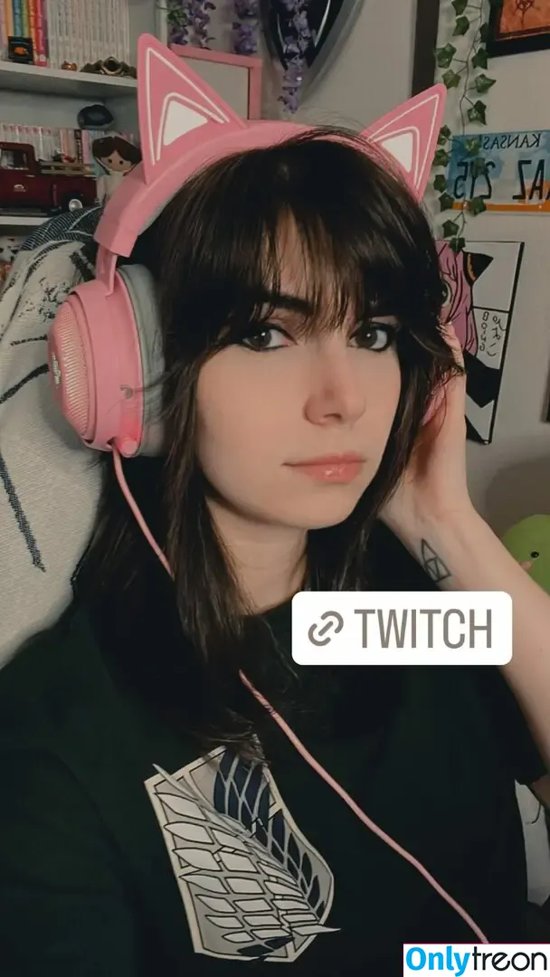 Kaitlin Witcher nude photo #0006 (kaitlinwitcher / piddleass)