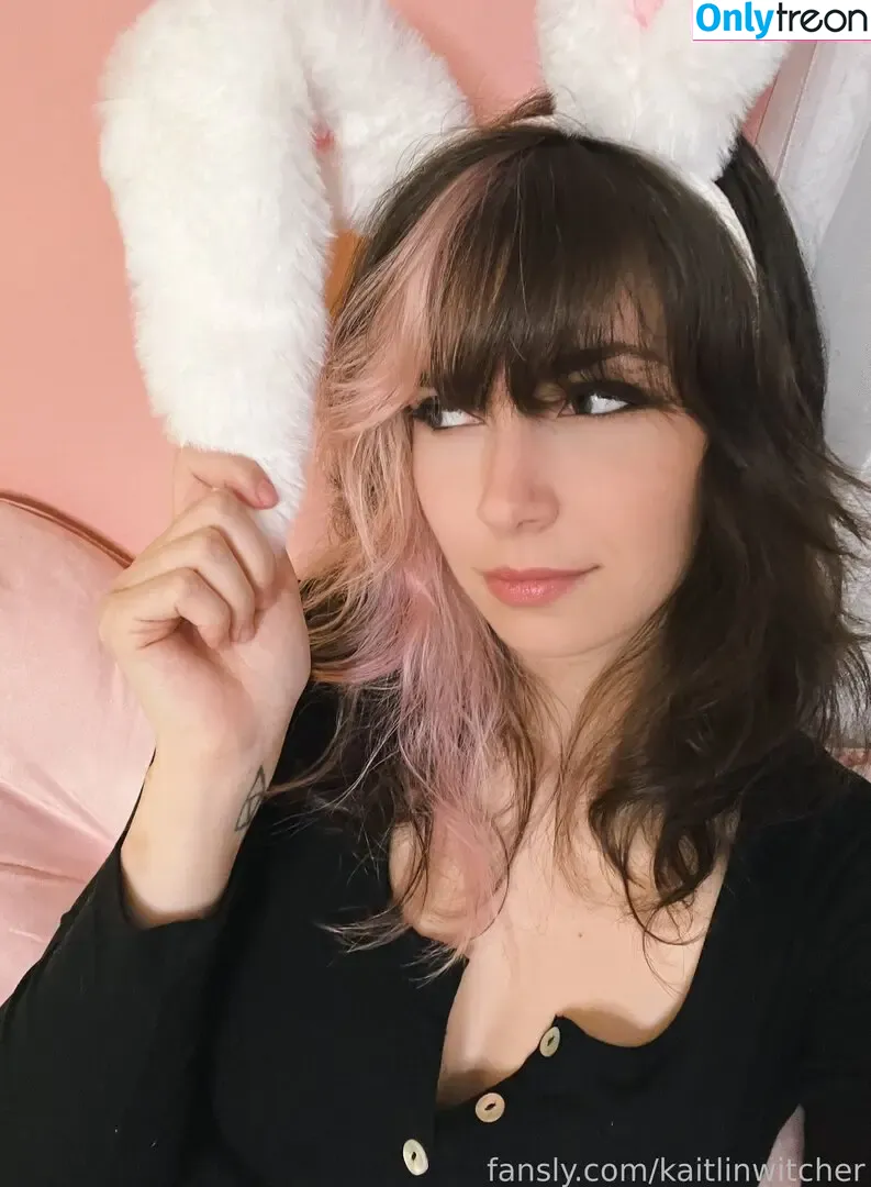 Kaitlin Witcher nude photo #0289 (kaitlinwitcher / piddleass)