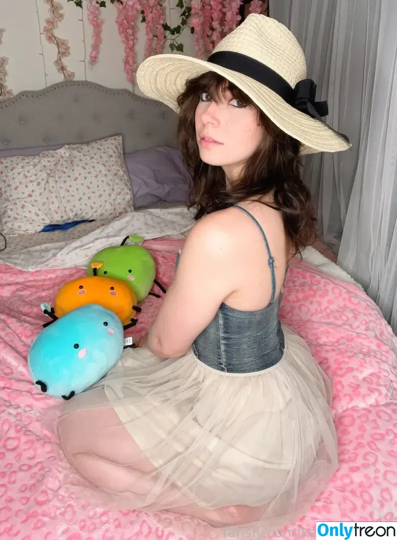 Kaitlin Witcher nude photo #0344 (kaitlinwitcher / piddleass)