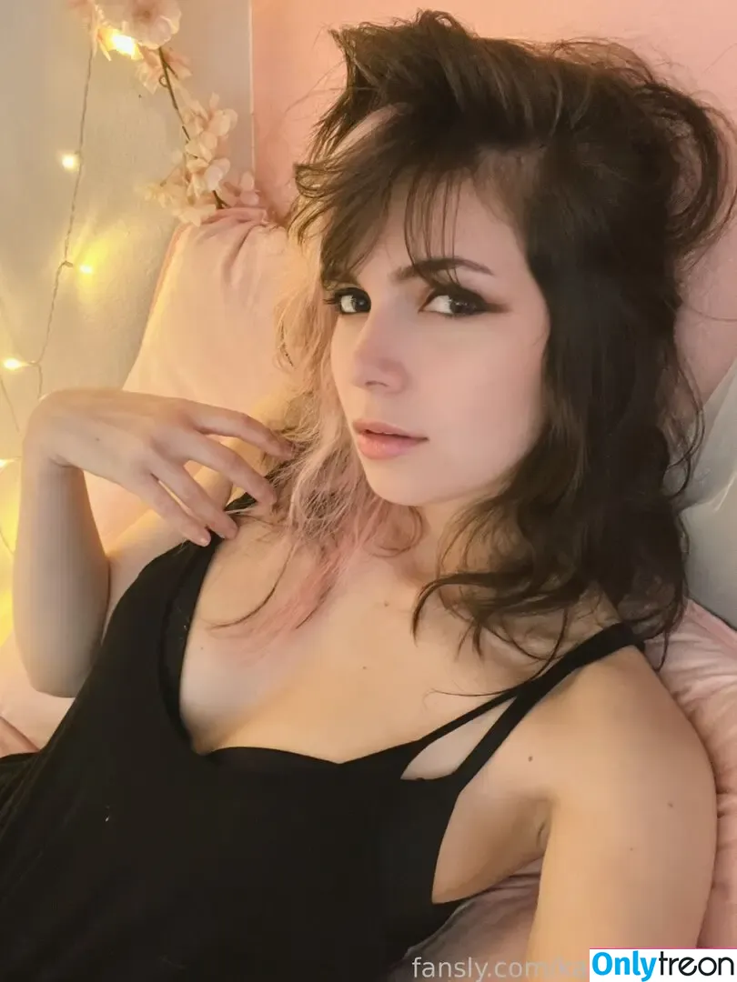 Kaitlin Witcher nude photo #0354 (kaitlinwitcher / piddleass)