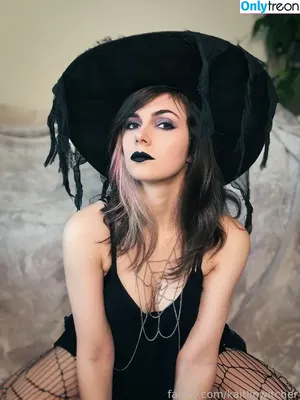 Kaitlin Witcher / kaitlinwitcher / piddleass nude photo #1065