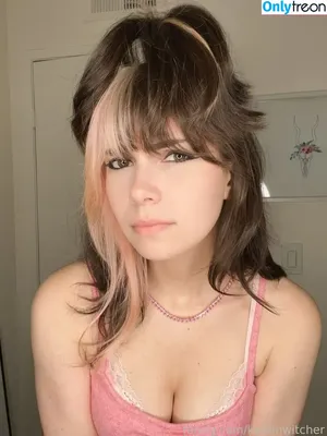 Kaitlin Witcher / kaitlinwitcher / piddleass nude photo #1171