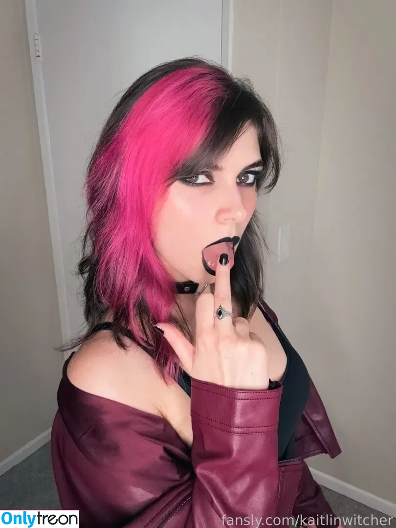 Kaitlin Witcher nude photo #1185 (kaitlinwitcher / piddleass)