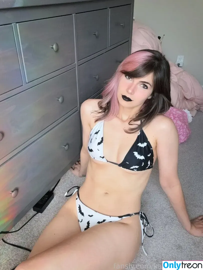 Kaitlin Witcher nude photo #1231 (kaitlinwitcher / piddleass)