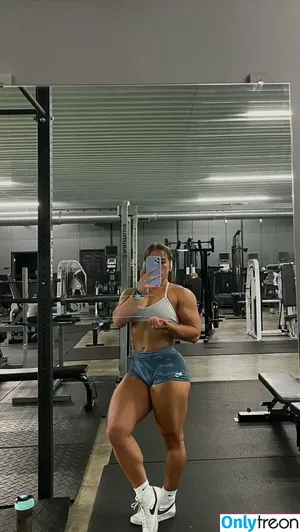 Kaitlinn_kfit / Kaitlin Kobuszewski nude photo #0010