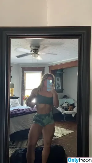 Kaitlinn_kfit / Kaitlin Kobuszewski nude photo #0037