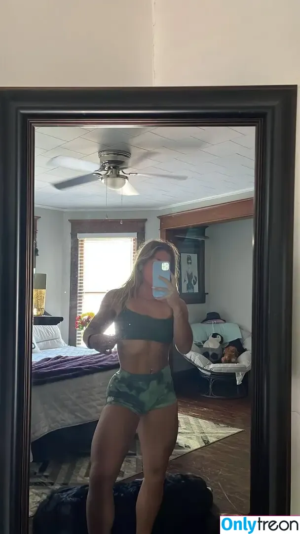 Kaitlinn_kfit nude photo #0037 (Kaitlin Kobuszewski)