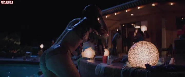 Kaitlyn Dever / KaitlynDever nude photo #0014