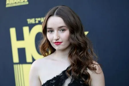 Kaitlyn Dever / KaitlynDever nude photo #0127