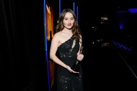 Kaitlyn Dever / KaitlynDever nude photo #0136