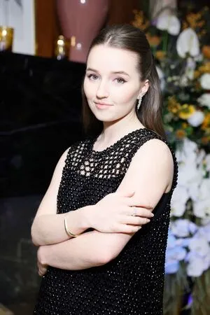 Kaitlyn Dever / KaitlynDever nude photo #0171