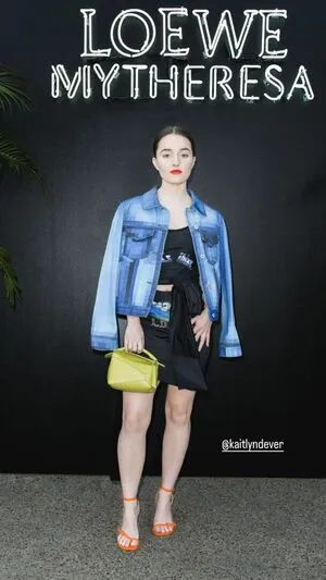 Kaitlyn Dever / KaitlynDever nude photo #0189
