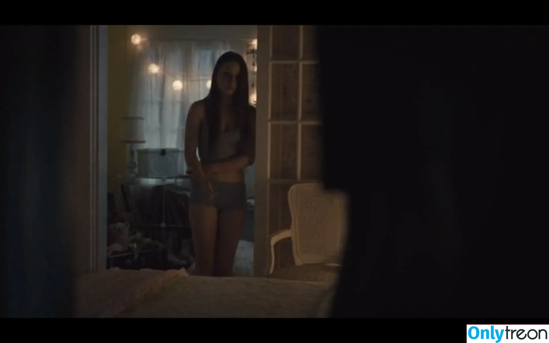 Kaitlyn Dever nude photo #0032 (KaitlynDever)