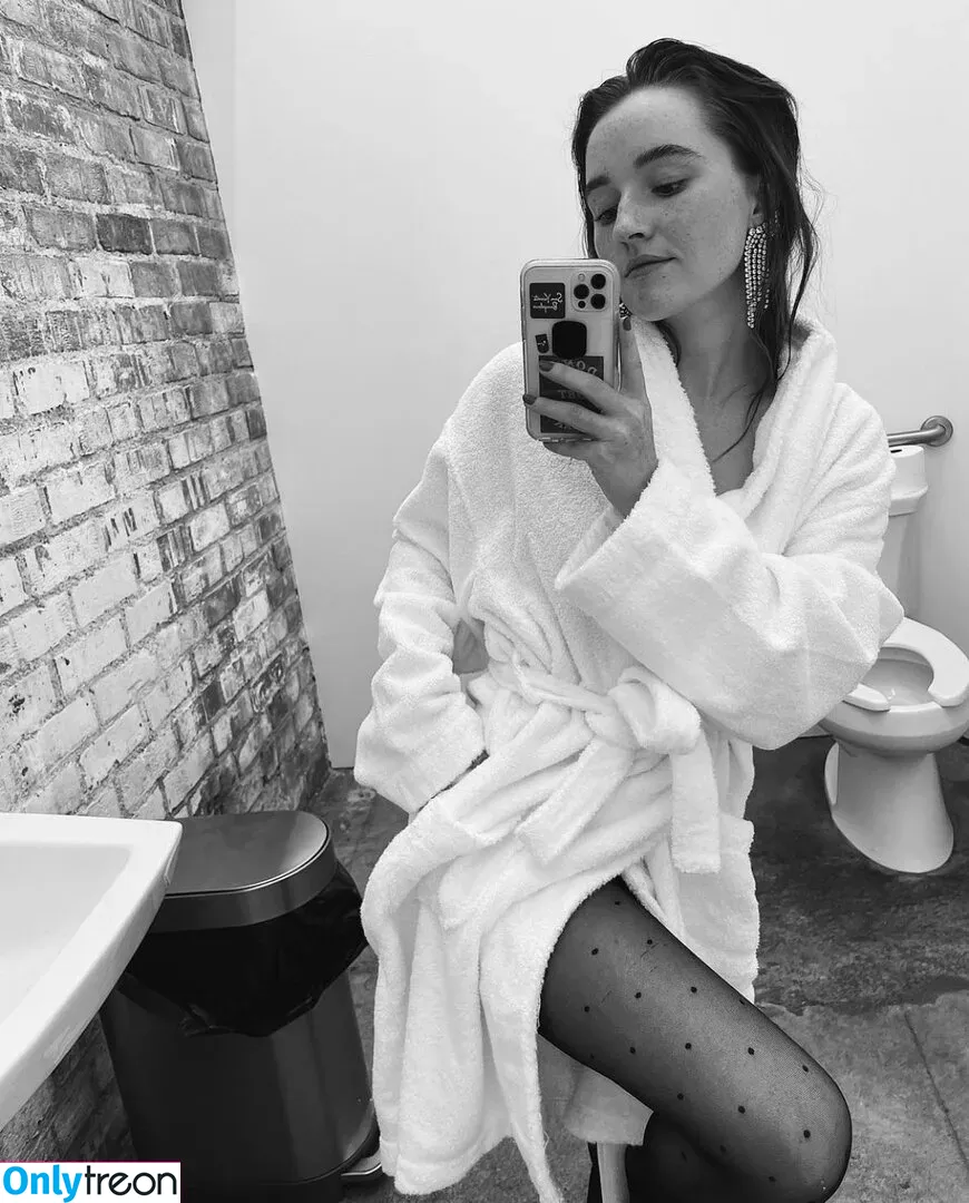Kaitlyn Dever nude photo #0080 (KaitlynDever)
