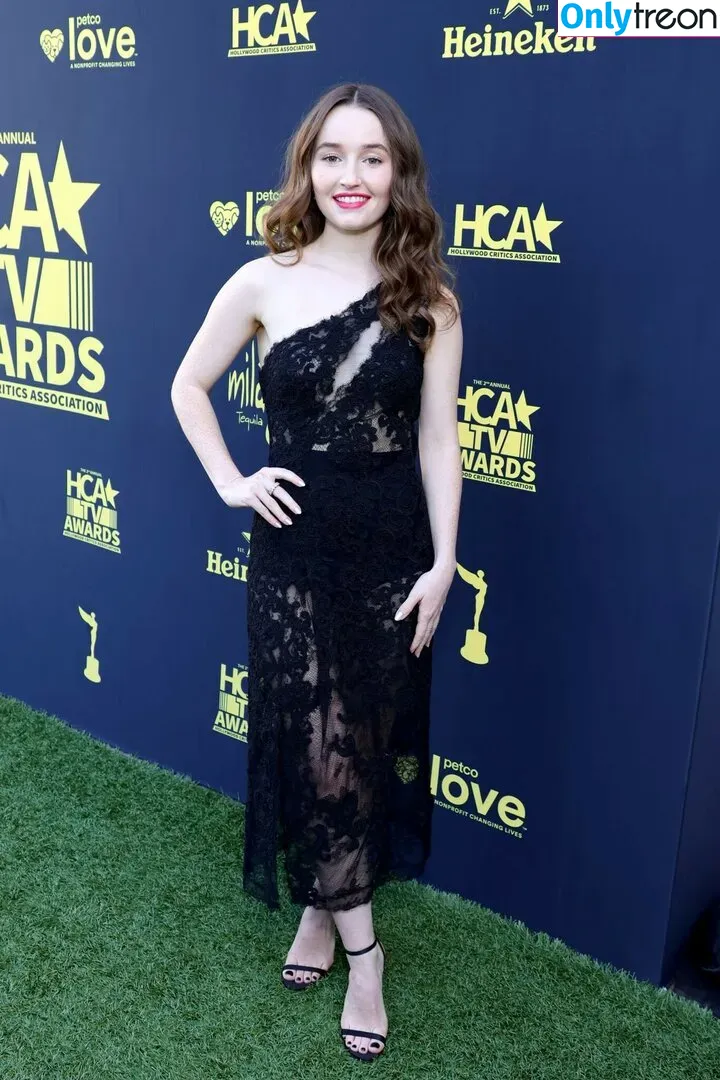 Kaitlyn Dever nude photo #0124 (KaitlynDever)