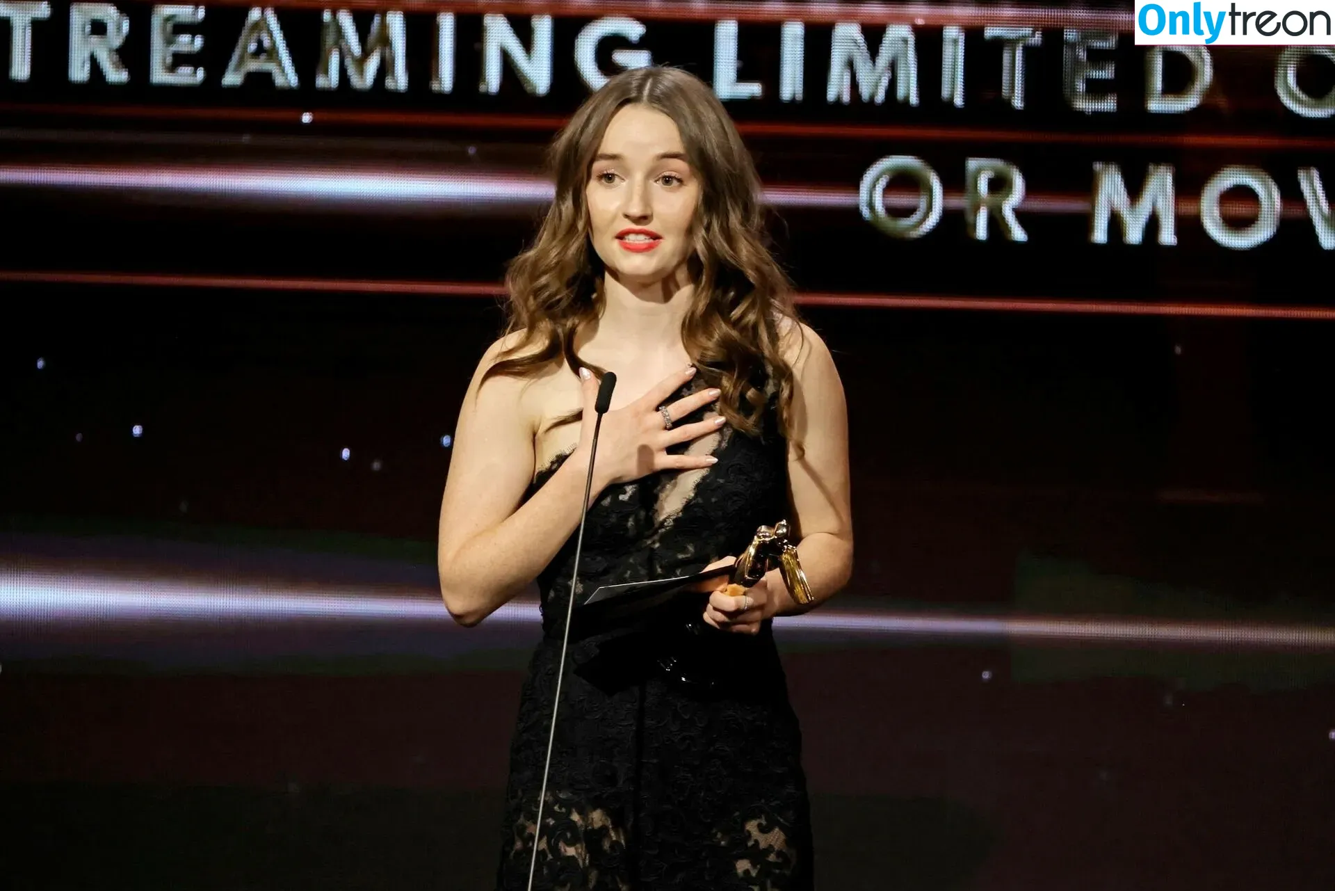 Kaitlyn Dever nude photo #0135 (KaitlynDever)
