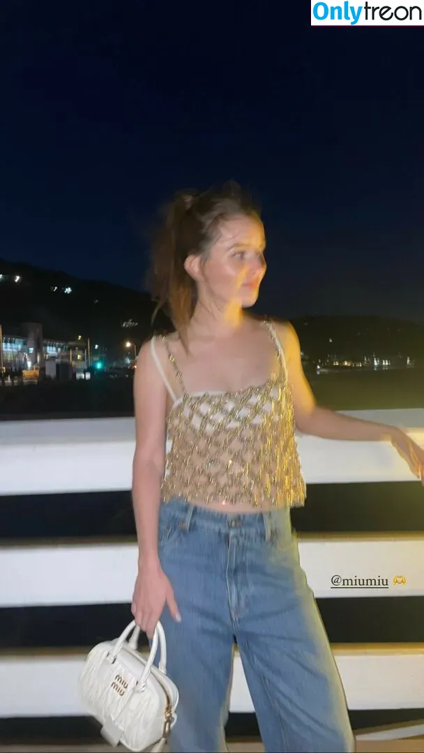 Kaitlyn Dever nude photo #0195 (KaitlynDever)