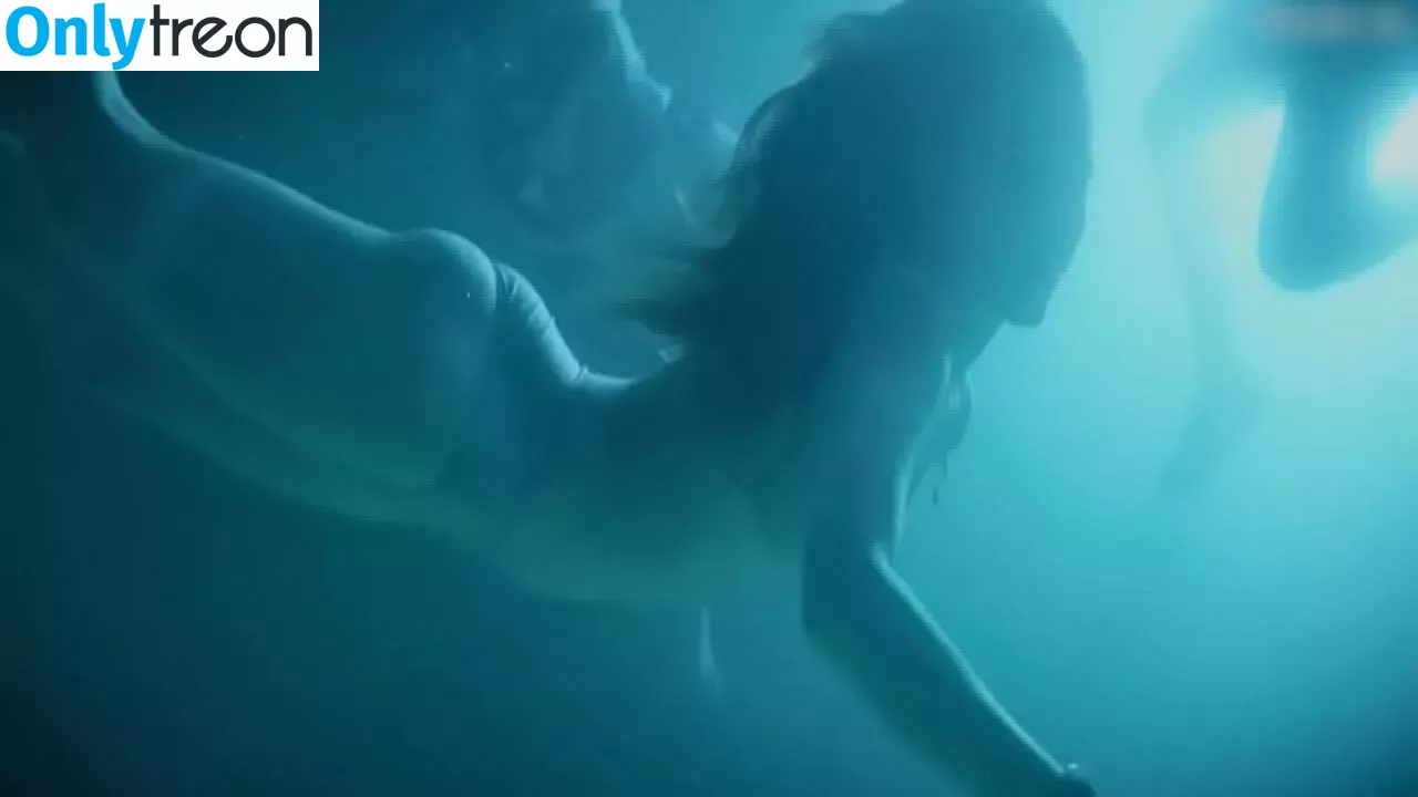Kaitlyn Dever nude photo #0269 (KaitlynDever)