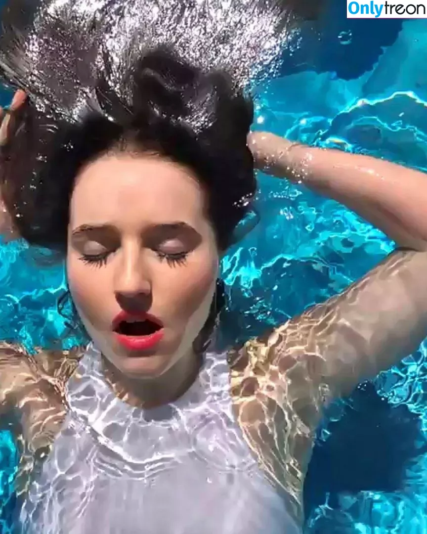 Kaitlyn Dever nude photo #0283 (KaitlynDever)