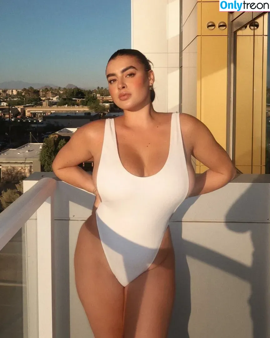 Kalani Hilliker nude photo #0176 (kalanihilliker)