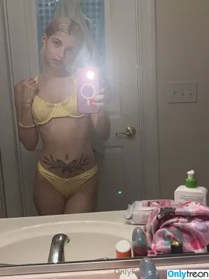 Kalani101 / jess.kalani101 nude photo #0013