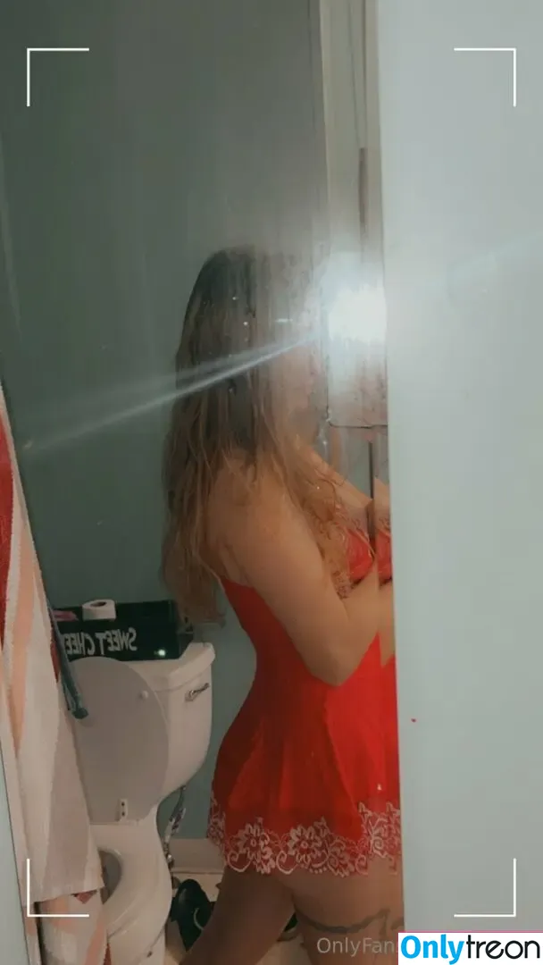 Kallie nude photo #0072 (K.Marie.v / kallieee)