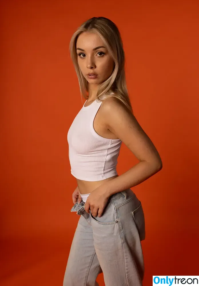 kamilalenajanicka nude photo #0091 (_kamilajanicka / kamciaa01)