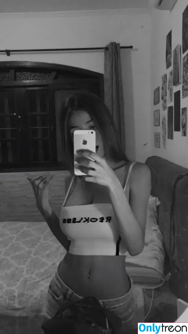 Kamille Velez nude photo #0012 (kamillevelez / kamilleveleztattoo / kamillevelezzz_ / kimvelezoficial)