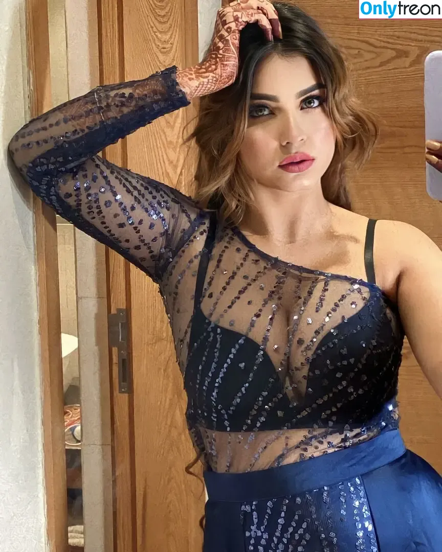 Kanak Mishra nude photo #0007 (kanakmishrax)