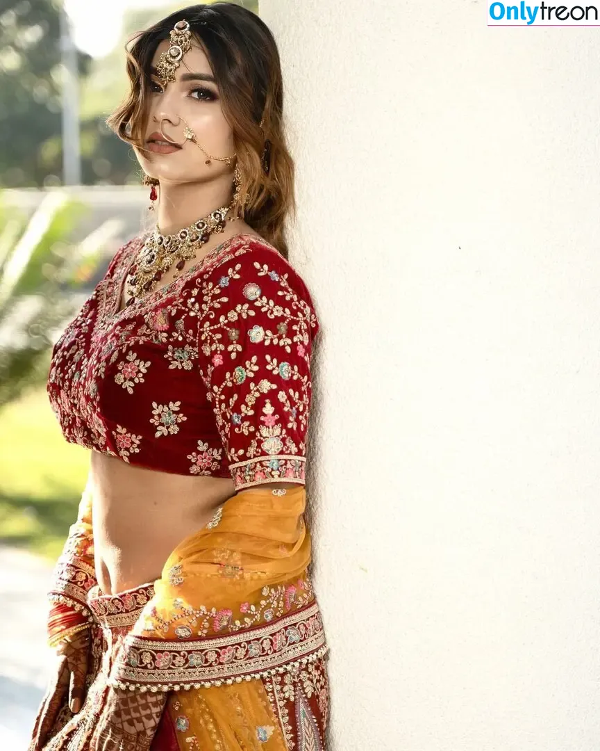Kanak Mishra nude photo #0012 (kanakmishrax)