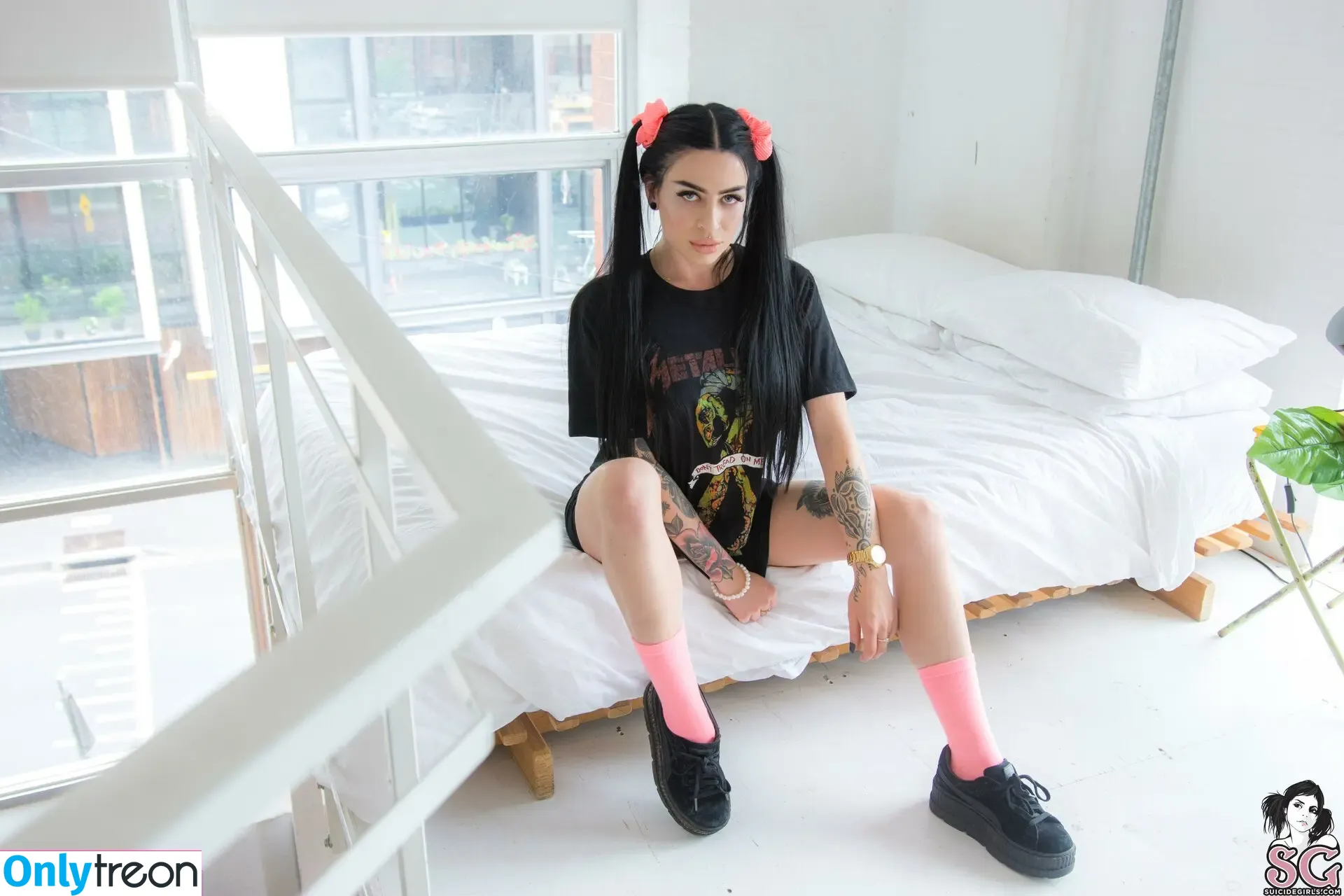 Kandyb nude photo #0020 (Kandyb)