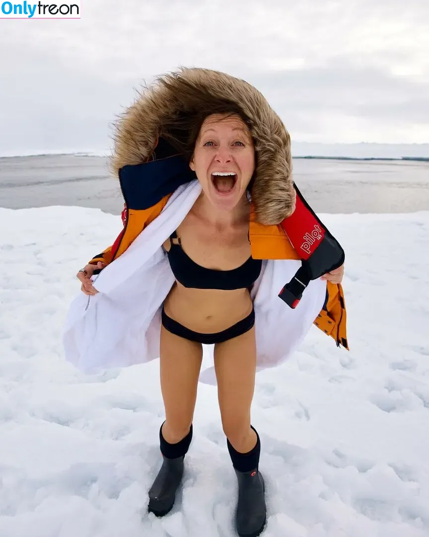 Kara Buchanan nude photo #0020 (karabuchanann / lewbuchananmtb)
