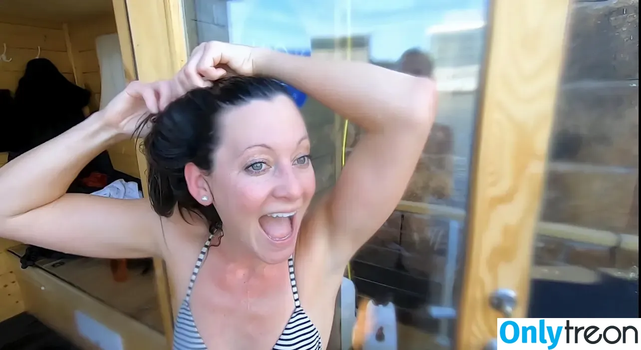 Kara Buchanan nude photo #0042 (karabuchanann)