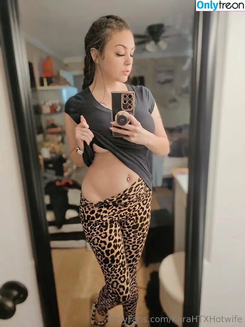 karahtxhotwife nude photo #0069 (karahtxhotwife)
